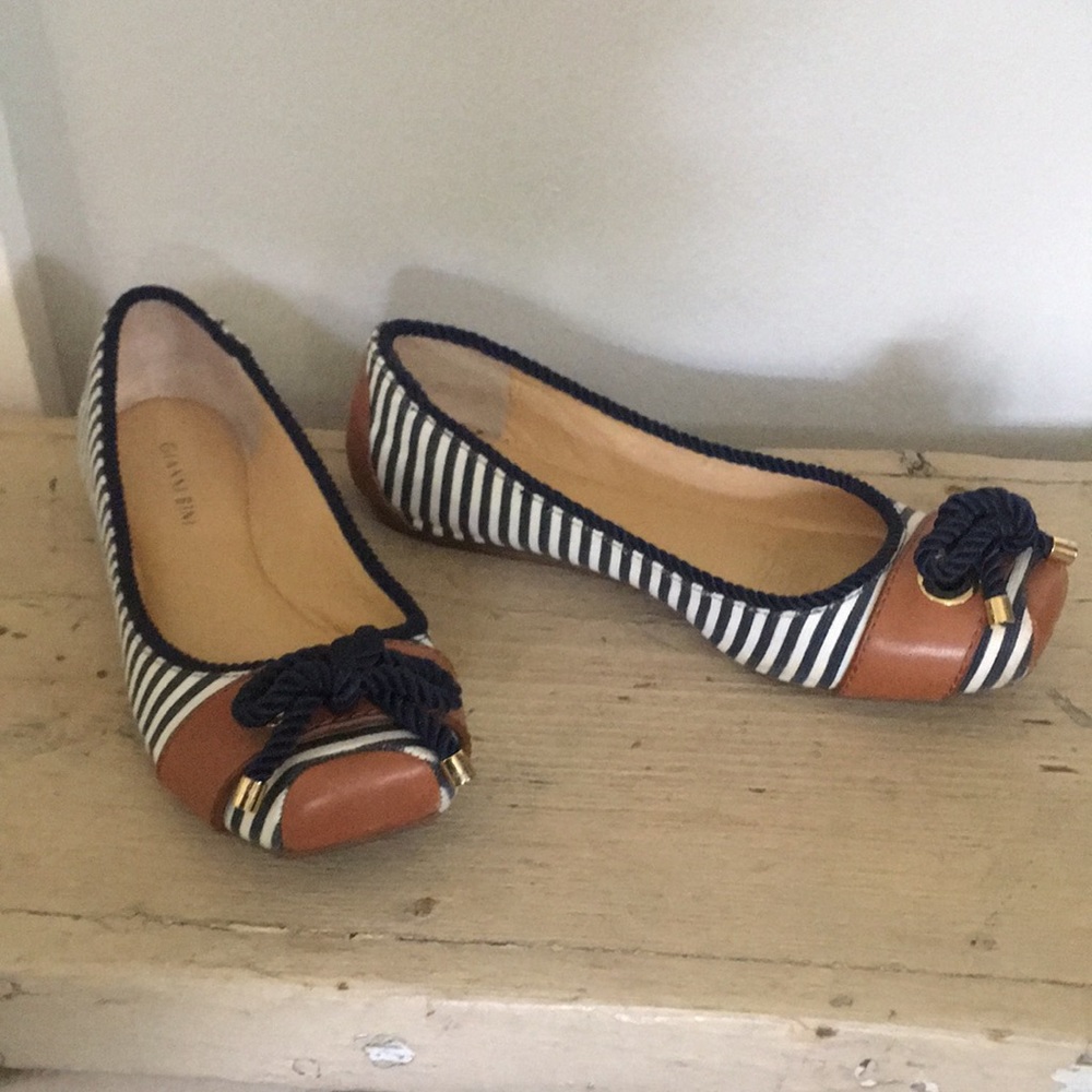 Gianni Bini nautical canvas/leather ballet flats